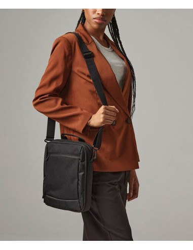 QUA-QD264-Executive Tablet Shoulder Bag